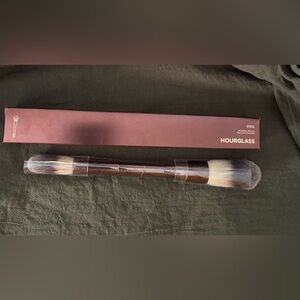 Hourglass Veil Double Dual Ended Face Brush Powder Blush NIB
